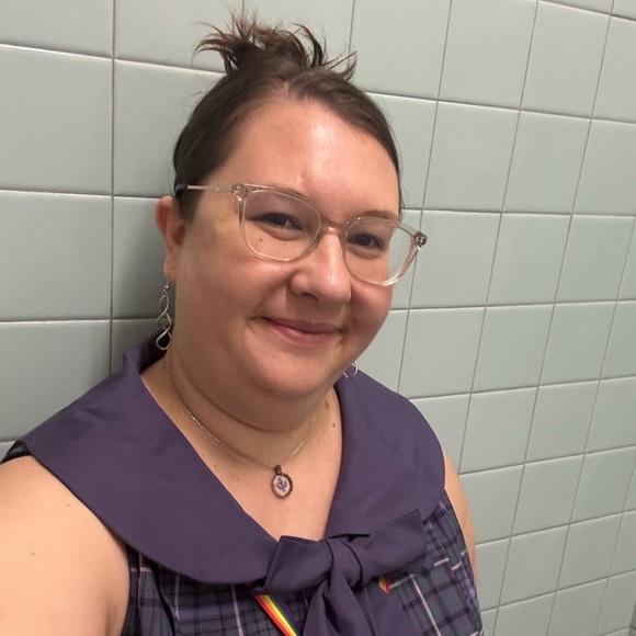 Meet Your Posher ✨ - Picture 2 of 6